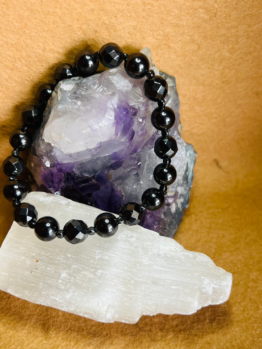 Hematite Braclet with Round and Faceted Stones