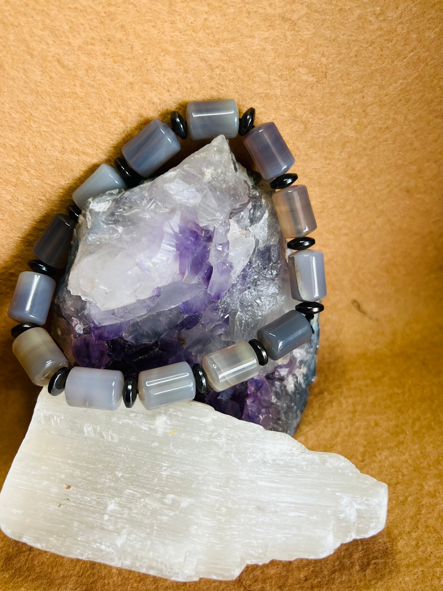 African Agate Barrel Crystal with Hematite Beaded Bracelet ￼