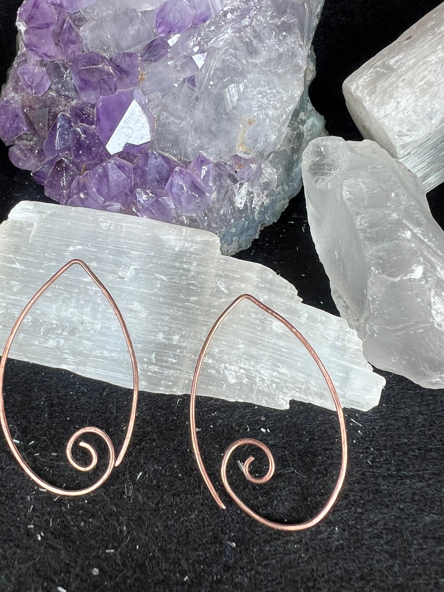 Delicate swirl free, hang copper earrings