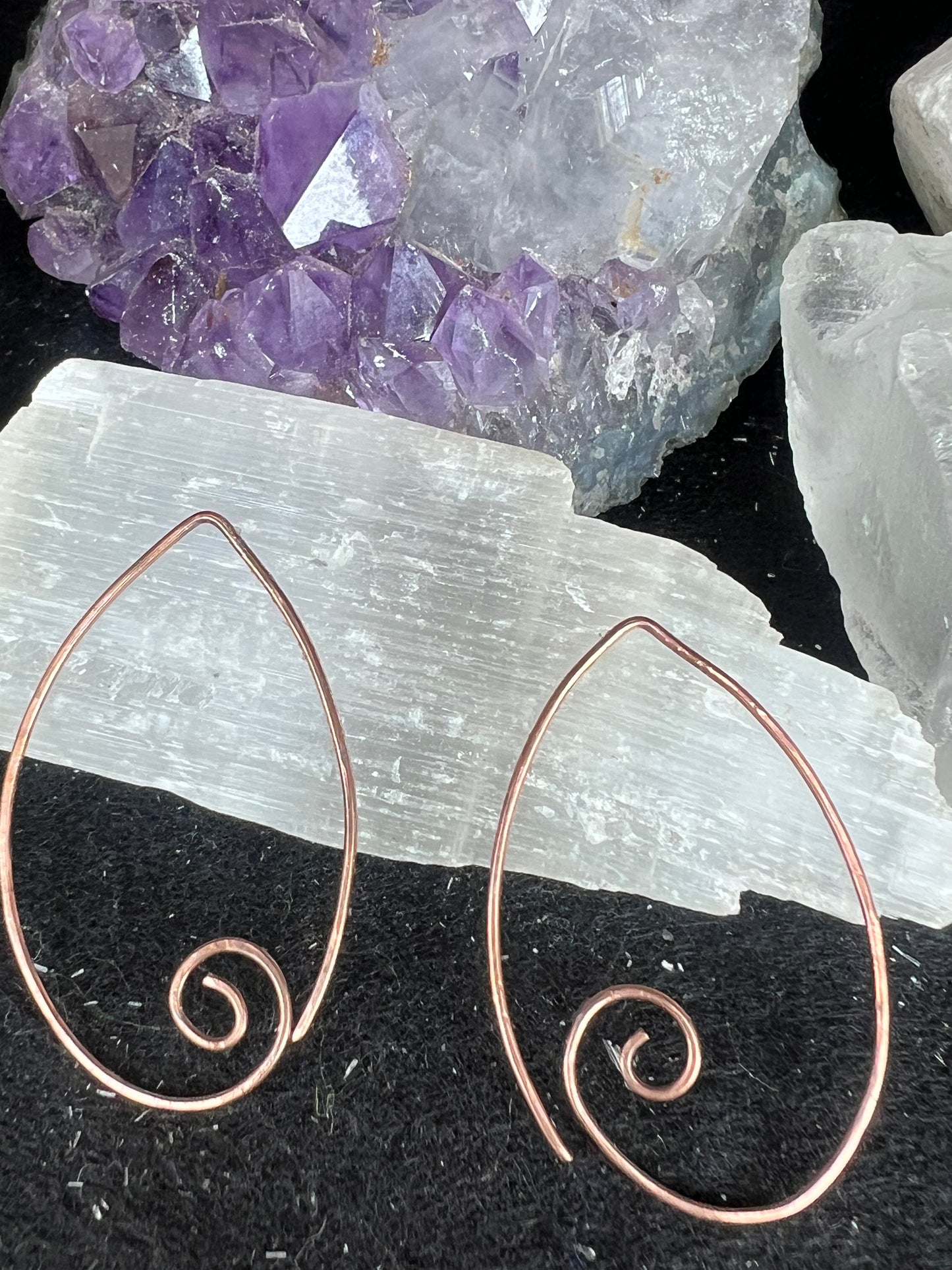 Delicate swirl free, hang copper earrings